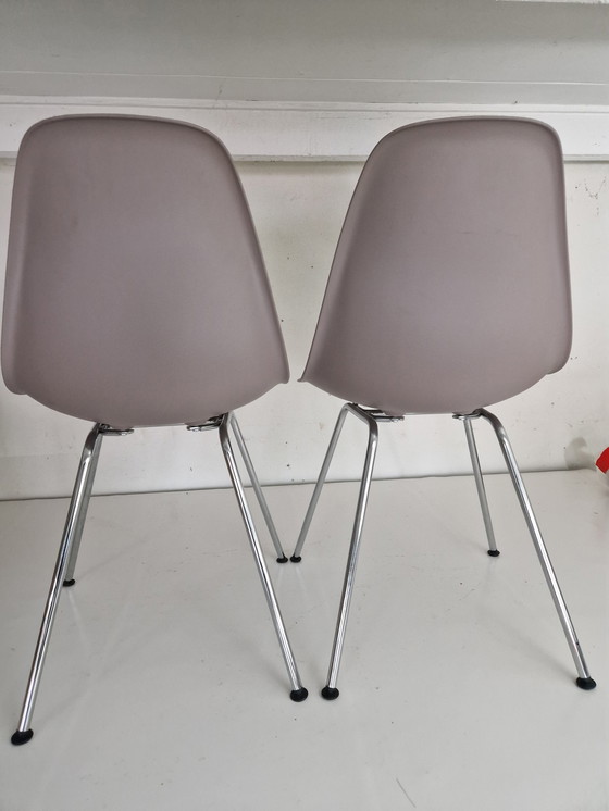 Image 1 of 2x Vitra DSX plastic side chair