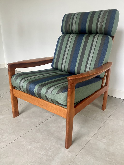 Danish design fauteuil met voetbank