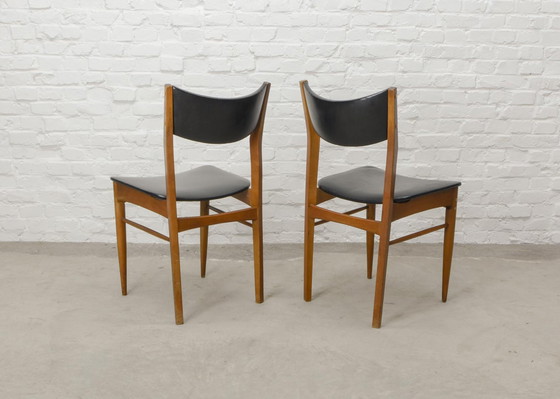 Image 1 of 6x Mid Century Design massief houten eetkamerstoelen met zwarte kunstlederen rugleuning en zitting, jaren 1960