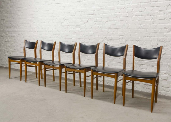 Image 1 of 6x Mid Century Design massief houten eetkamerstoelen met zwarte kunstlederen rugleuning en zitting, jaren 1960