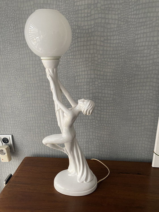 Image 1 of Vintage tafel lamp met glazen bol