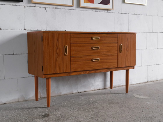 Image 1 of Vintage dressoir Mid-Century dressoir