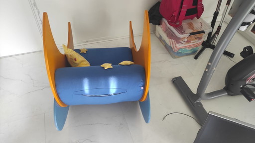 Kave Home Kinderfauteuil Met Uniek Sterren Patroon- Blauw En Oranje