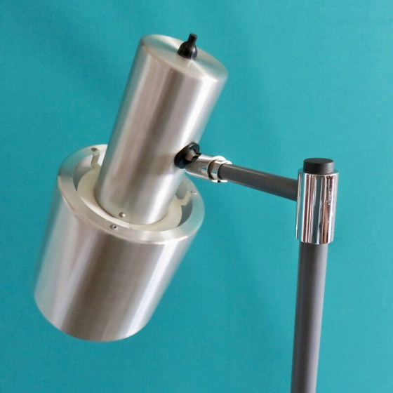 Image 1 of Vintage vloerlamp van geborsteld aluminium op grijs gelakt stalen steel, 1960