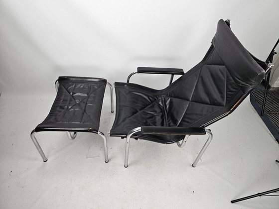 Image 1 of Strässle model HE1106 fauteuil met hocker / voetenbankje