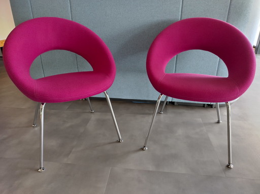 2x Artifort Nina fauteuil by René Holten