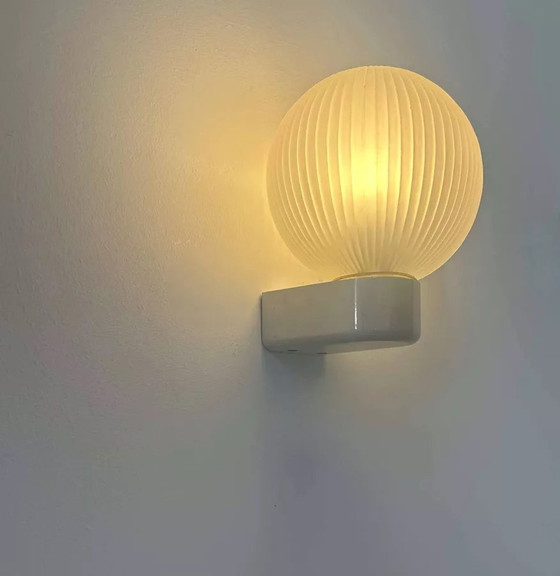 Image 1 of Vintage modernistische wandlamp