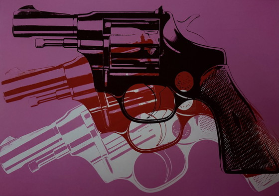 Image 1 of Andy Warhol: “Gun, 1981-1982”.