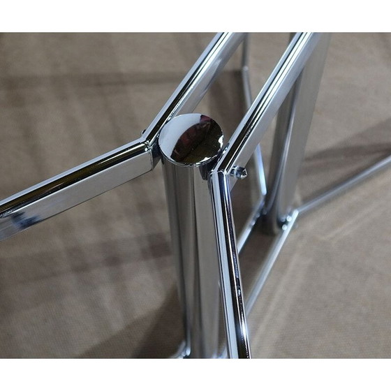 Image 1 of Vintage tafel van verchroomd metaal en rookglas, 1970