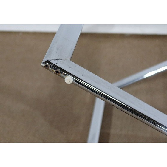 Image 1 of Vintage tafel van verchroomd metaal en rookglas, 1970