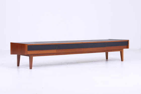 Image 1 of Vintage Walnoot Lowboard 60s | Mid Century Laden Dressoir TV-plank Retro Zwart Bruin