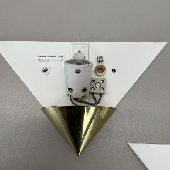 Image 1 of Set van 2 wandlampen van messing en satijnglas van Glashütte Limburg, Duitsland, 1980S