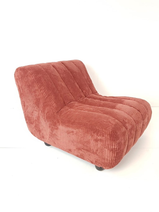 Donker Roze Fauteuil Ribstof Nieuw Gestoffeerd 