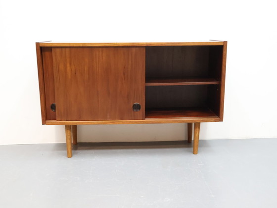 Image 1 of Vintage dressoir schuifdeuren uitgevoerd in Palissander 