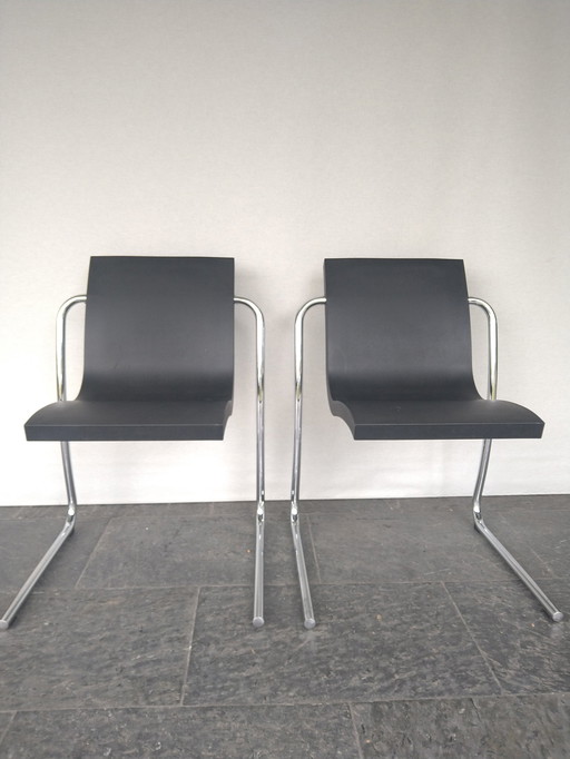 2 “Magic Chairs”  Ontworpen Door Ross Lovegrove Voor Fasem