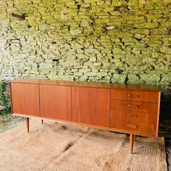 Image 1 of Scandinavisch dressoir van teakhout