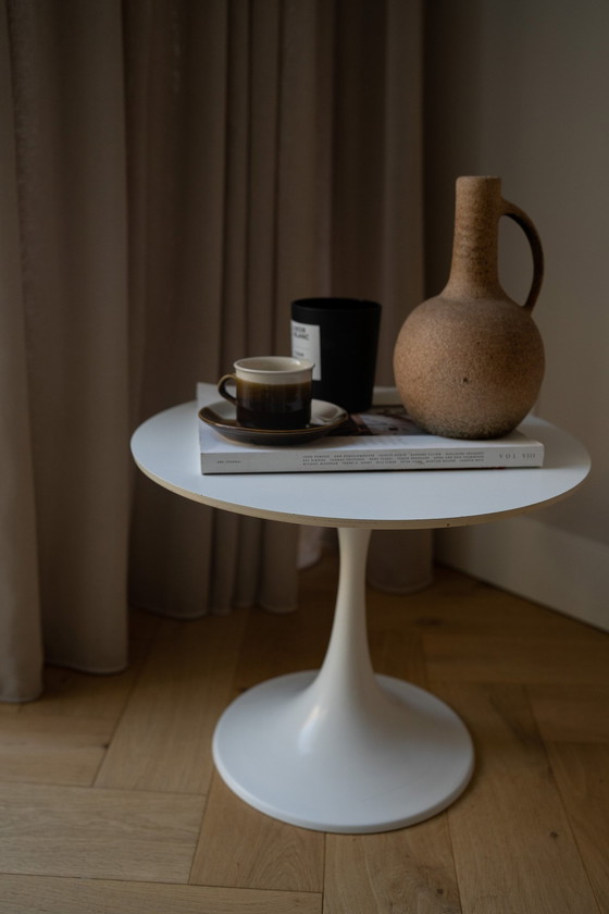 Image 1 of Vintage Ronde Bijzettafel