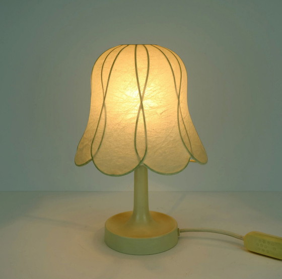 Image 1 of Mid Century Goldkant Cocoon tafellamp