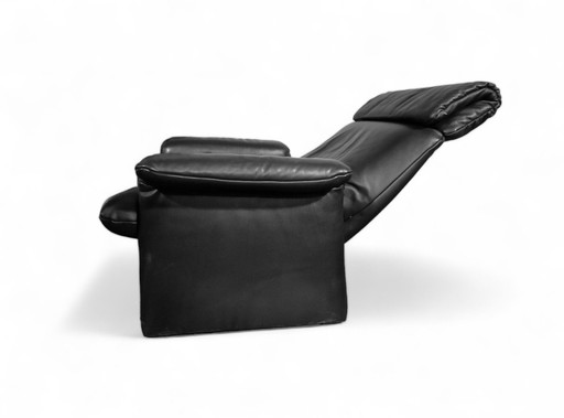 1980s Avant-Garde COR Chairs, Reclining & Padded Design