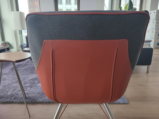 Image 1 of 2x Xooon fauteuil grijze stof met rood leer