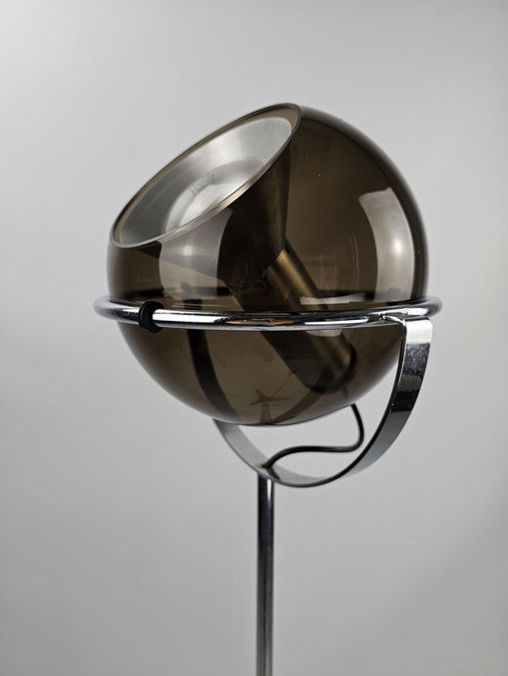 Image 1 of Raak Globe Vloerlamp van Frank Ligtelijn, 1960s