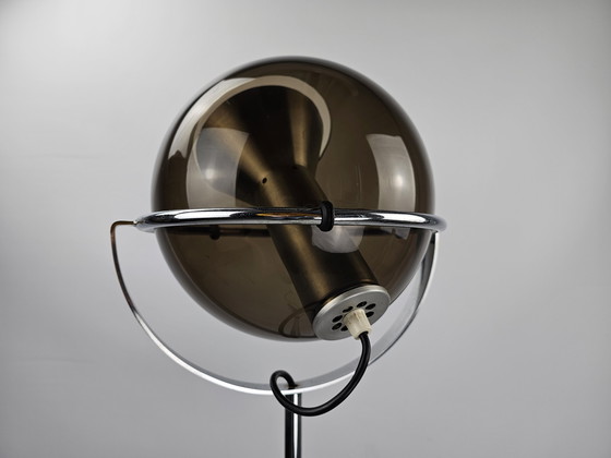 Image 1 of Raak Globe Vloerlamp van Frank Ligtelijn, 1960s