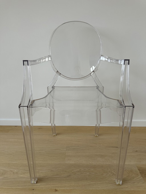 Kartell Stoel In Plexiglas Louis Ghost (Design Shark)