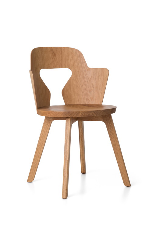 4x eiken stoelen design Alfredo Häberli voor Quodes 