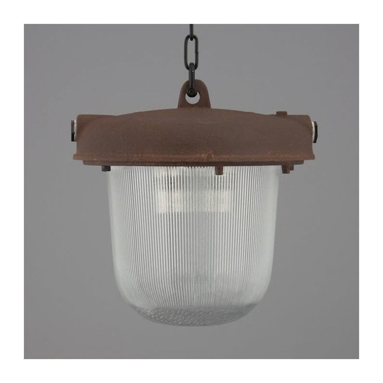 Image 1 of Vintage industriële hanglamp van geoxideerd staal uit het Oostblok