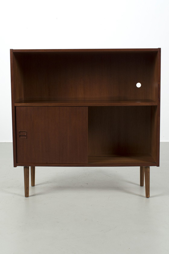 Image 1 of Vintage kastje met schuifdeurtjes