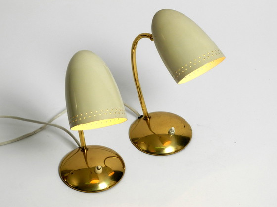 Image 1 of Paar prachtige Duitse Mid Century Moderne Messing Tafellampen met Metalen Kapjes