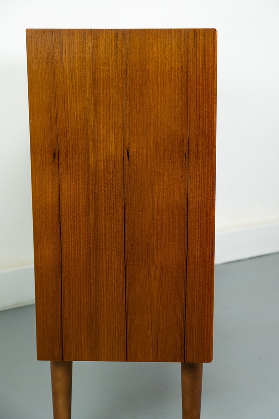 Image 1 of Vintage Søborg Teak Vitrinekasten van Børge Mogensen