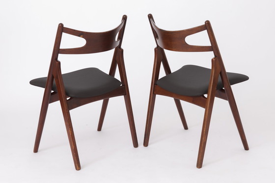 Image 1 of 2x Hans Wegner stoelen #CH29