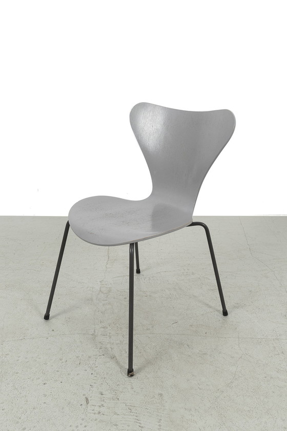 Image 1 of 2x Arne Jacobsen voor Fritz Hansen stoel