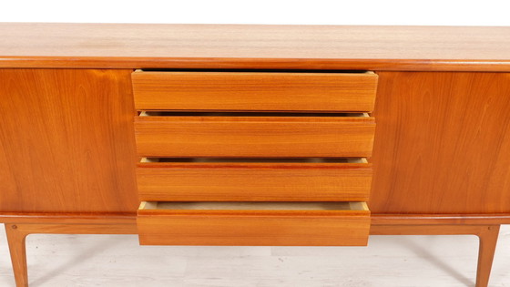 Image 1 of Vintage Dressoir | Schuifdeuren | Scandinavisch Design | 200 Cm