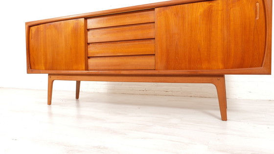 Image 1 of Vintage Dressoir | Schuifdeuren | Scandinavisch Design | 200 Cm