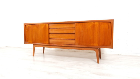 Image 1 of Vintage Dressoir | Schuifdeuren | Scandinavisch Design | 200 Cm