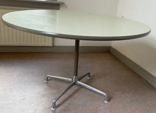 Herman Miller Eames Ronde Tafel