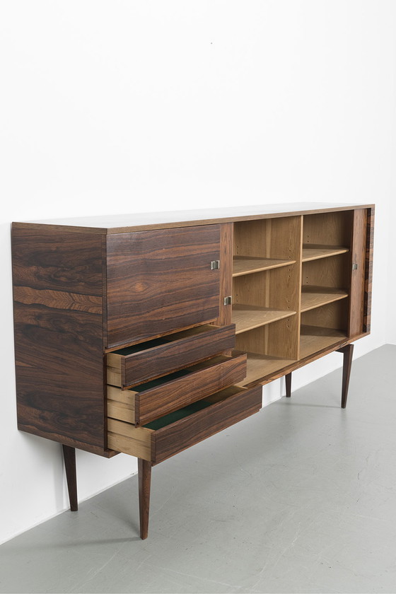 Image 1 of Bramin middelhoog sideboard