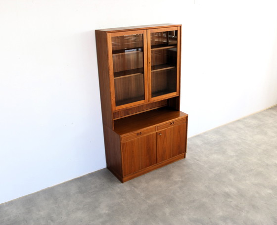 Image 1 of 1x vintage teak vitrinekast