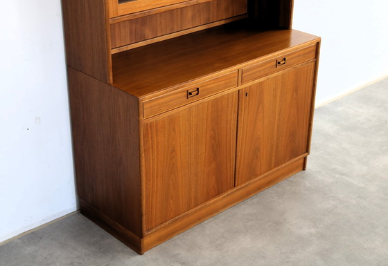 Image 1 of 1x vintage teak vitrinekast