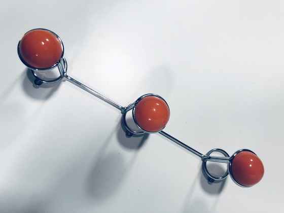 Image 1 of Vintage kapstok - verchroomd staal & hout - ruimtetijdperk - 1970