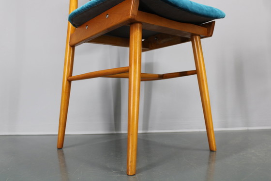 Image 1 of 1970S Set van vier beukenhouten eetkamerstoelen van Ton, Tsjecho-Slowakije