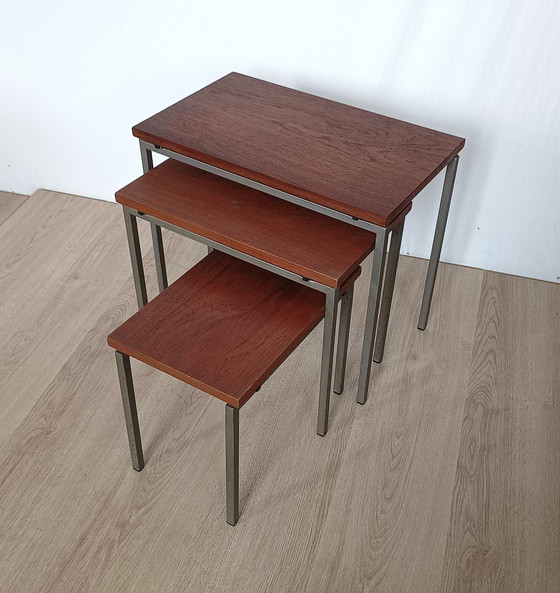 Image 1 of Zestiger Jaren Nesttafel Set 