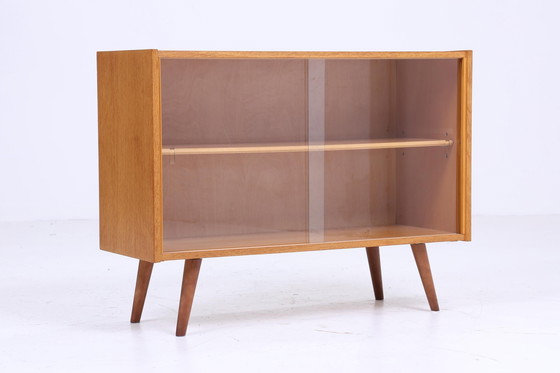 Image 1 of Vintage glazen ladekast 60s Mid Century vitrinekast hal console kast retro 70s hout bruin essenhout opslag