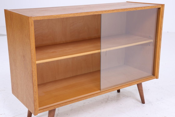 Image 1 of Vintage glazen ladekast 60s Mid Century vitrinekast hal console kast retro 70s hout bruin essenhout opslag