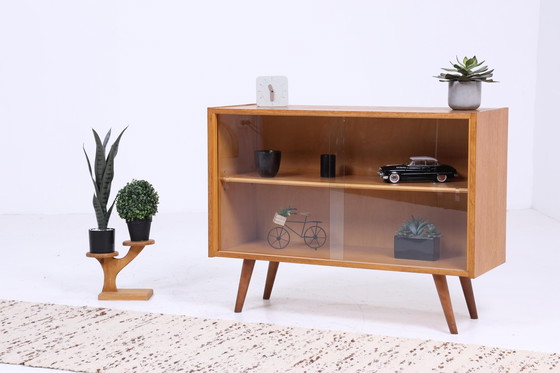 Image 1 of Vintage glazen ladekast 60s Mid Century vitrinekast hal console kast retro 70s hout bruin essenhout opslag