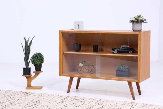 Image 1 of Vintage glazen ladekast 60s Mid Century vitrinekast hal console kast retro 70s hout bruin essenhout opslag