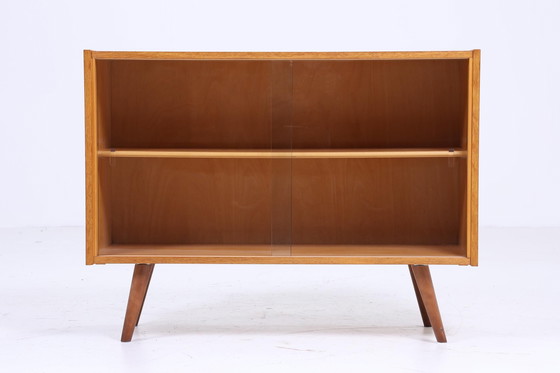 Image 1 of Vintage glazen ladekast 60s Mid Century vitrinekast hal console kast retro 70s hout bruin essenhout opslag