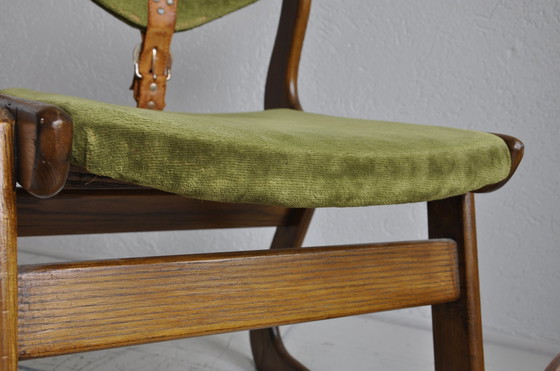 Image 1 of Midcentury eetkamerstoel met groen fluwelen bekleding